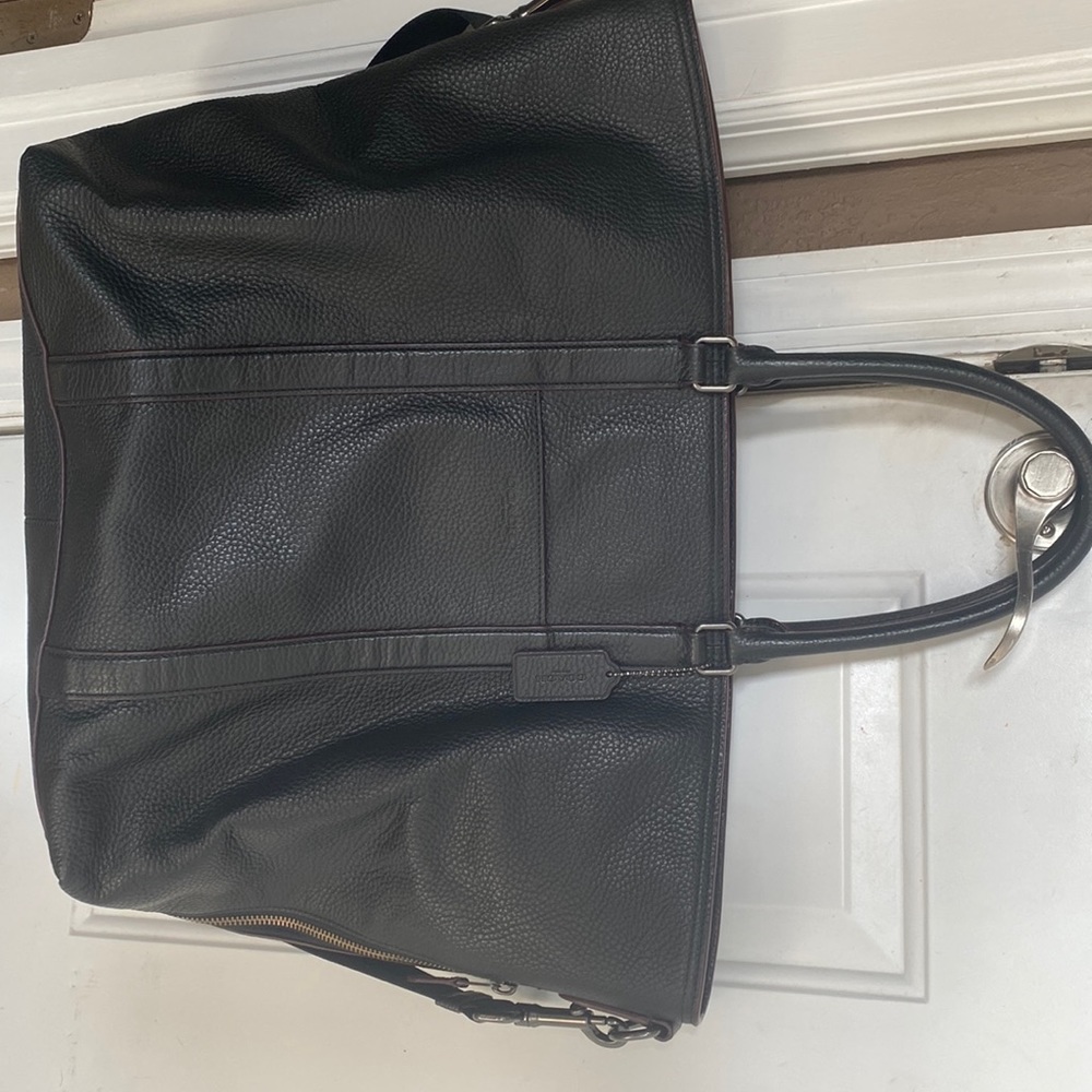 Leather pebbled Coach shoulder bag